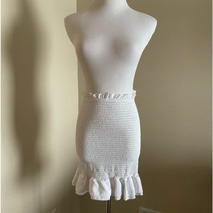 Contouring rouched skirt